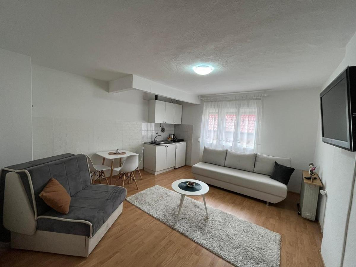 Sunlight Apartments 莫斯塔尔 外观 照片